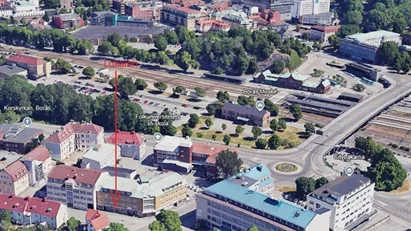Lokal i markplan med skyltläge centralt i Borås. Perfekt för butik, restaurang, studio eller annan verksamhet som beh...